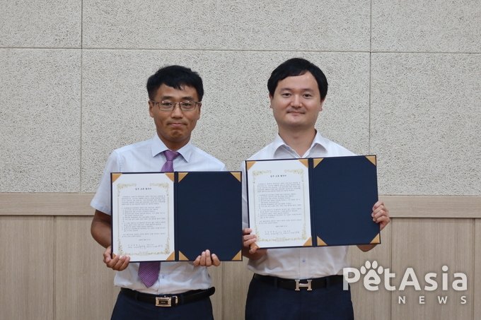 반려동물 문화 활성화를 위해 의성펫월드와 (주)선진펫이 업무협약을 체결했다.